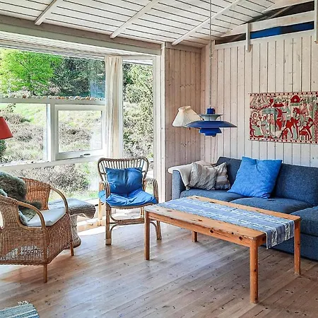 2 Bedroom Beautiful In